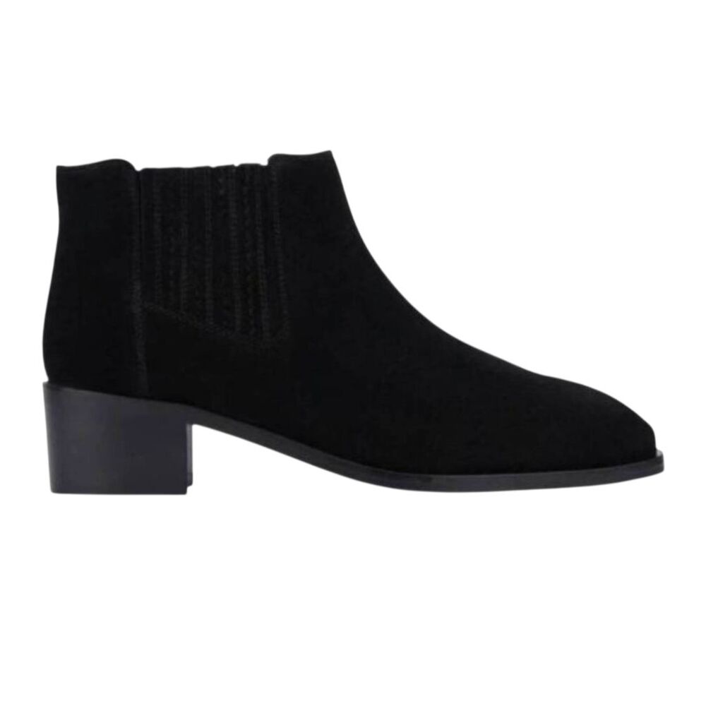 AQUATALIA Rosalin Black Suede Ankle Boot Booties Size 7